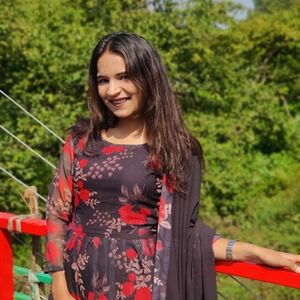 Meet your Posher, Khushi